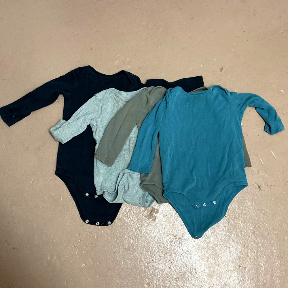 Primary onesies bundle of 4